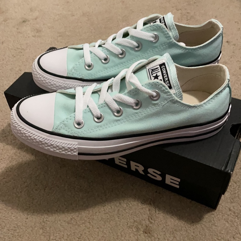 Converse - Picture 4 of 6